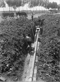 A szennyvízcsatorna beépítése, 1937. június 18.